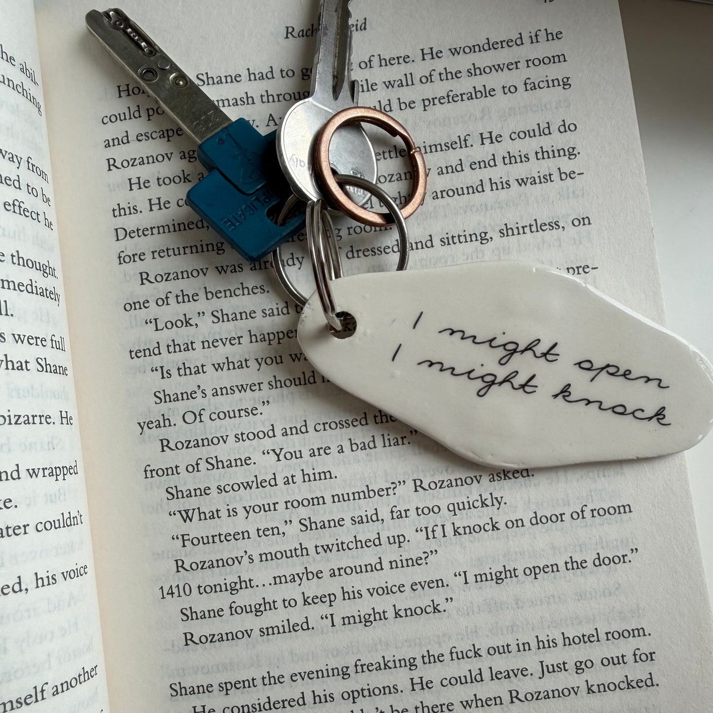 Heated keychain 1410