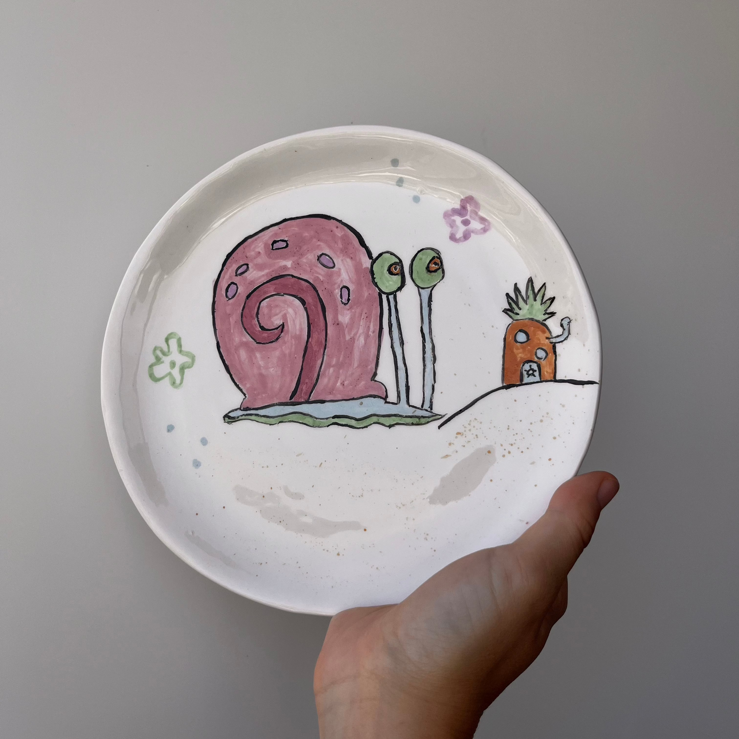 Zeichnen & Wein: Keramikmalerei einer Tasse + eines großen Tellers/Set mit 2 Tassen