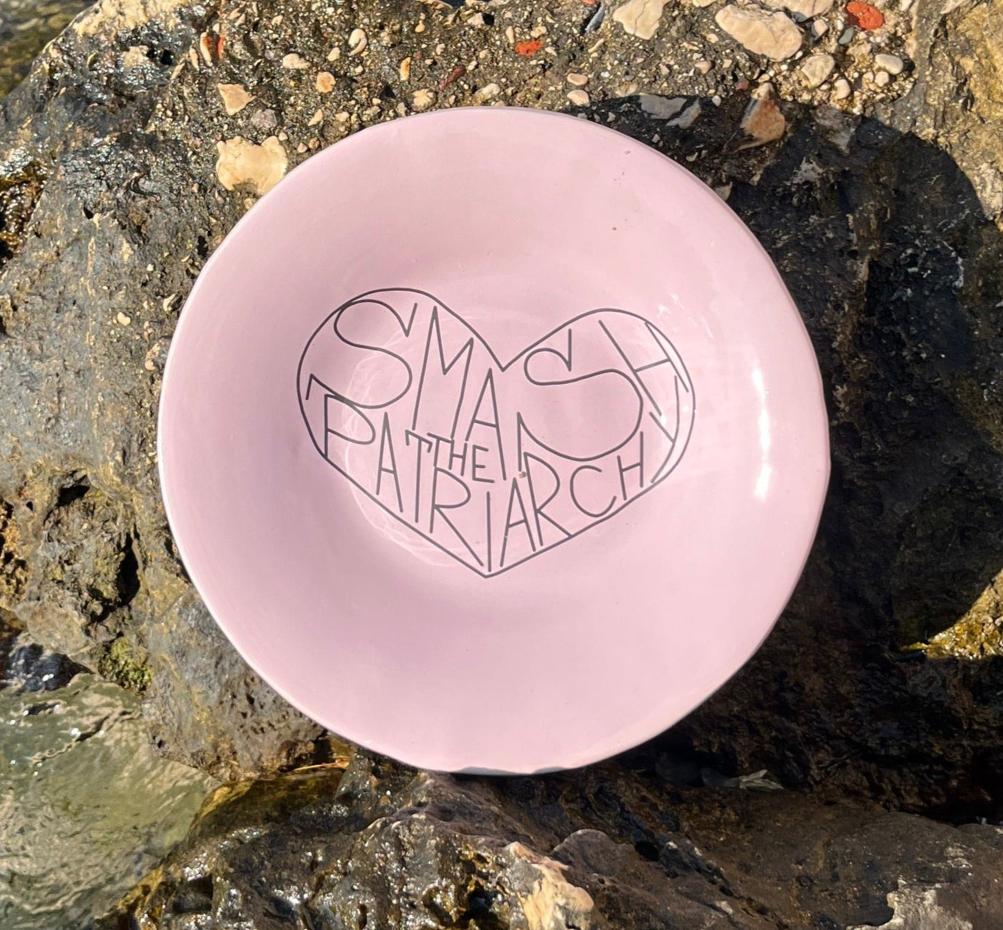 Keramikteller „Smash the patriarchy“