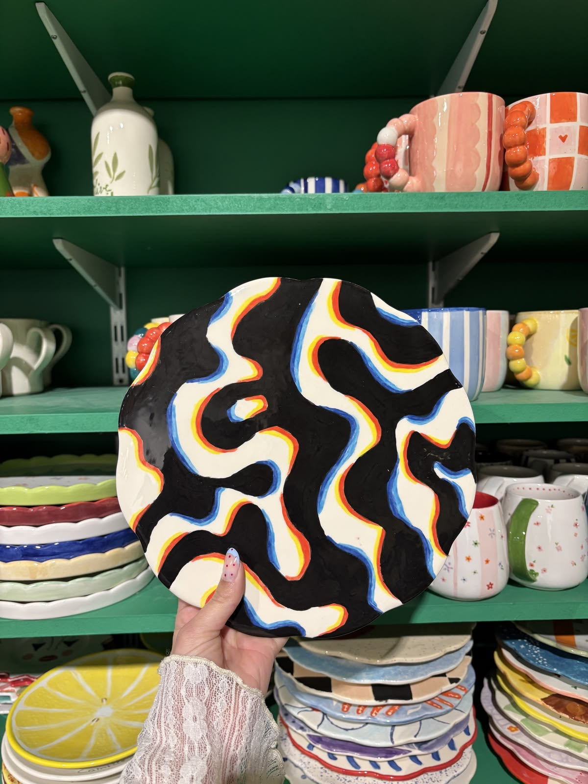 🔮 Ceramic Illusions: Plate-Making Workshop + Museum visit