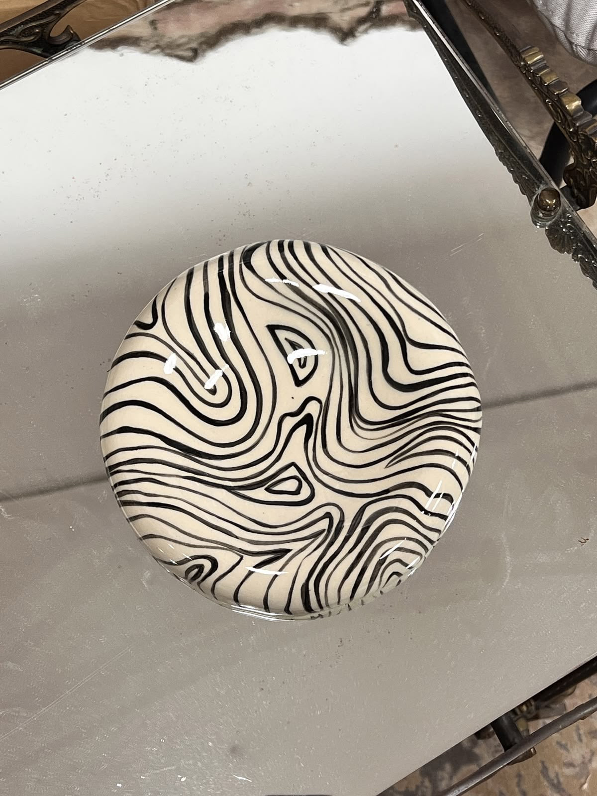 🔮 Ceramic Illusions: Plate-Making Workshop + Museum visit