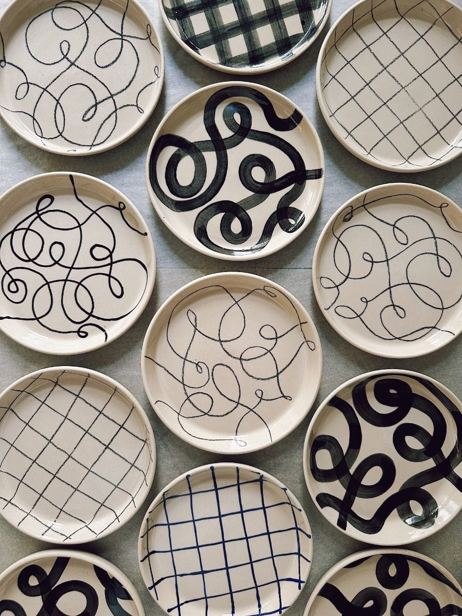 🔮 Ceramic Illusions: Plate-Making Workshop + Museum visit