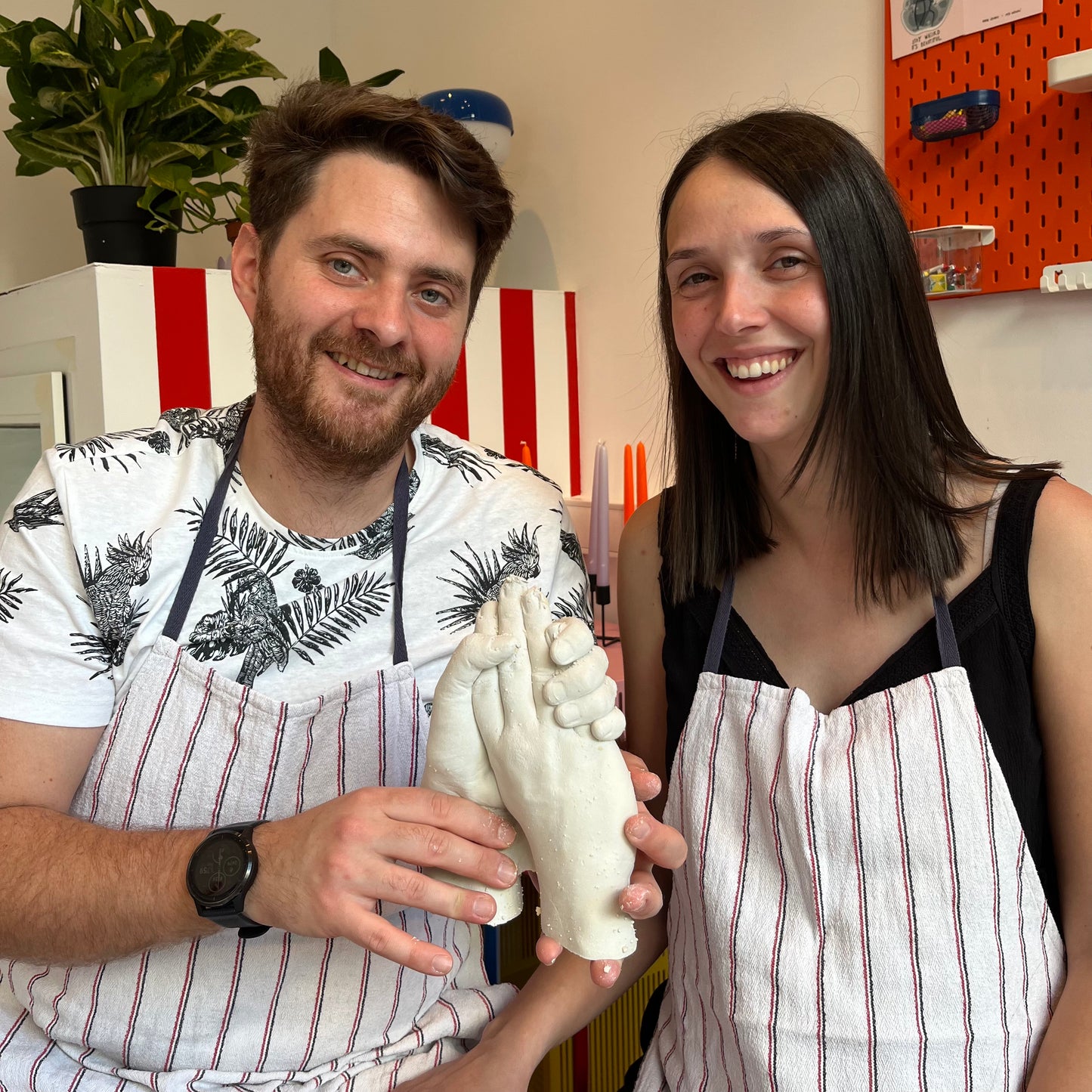 Hands sculpture | Plaster workshop