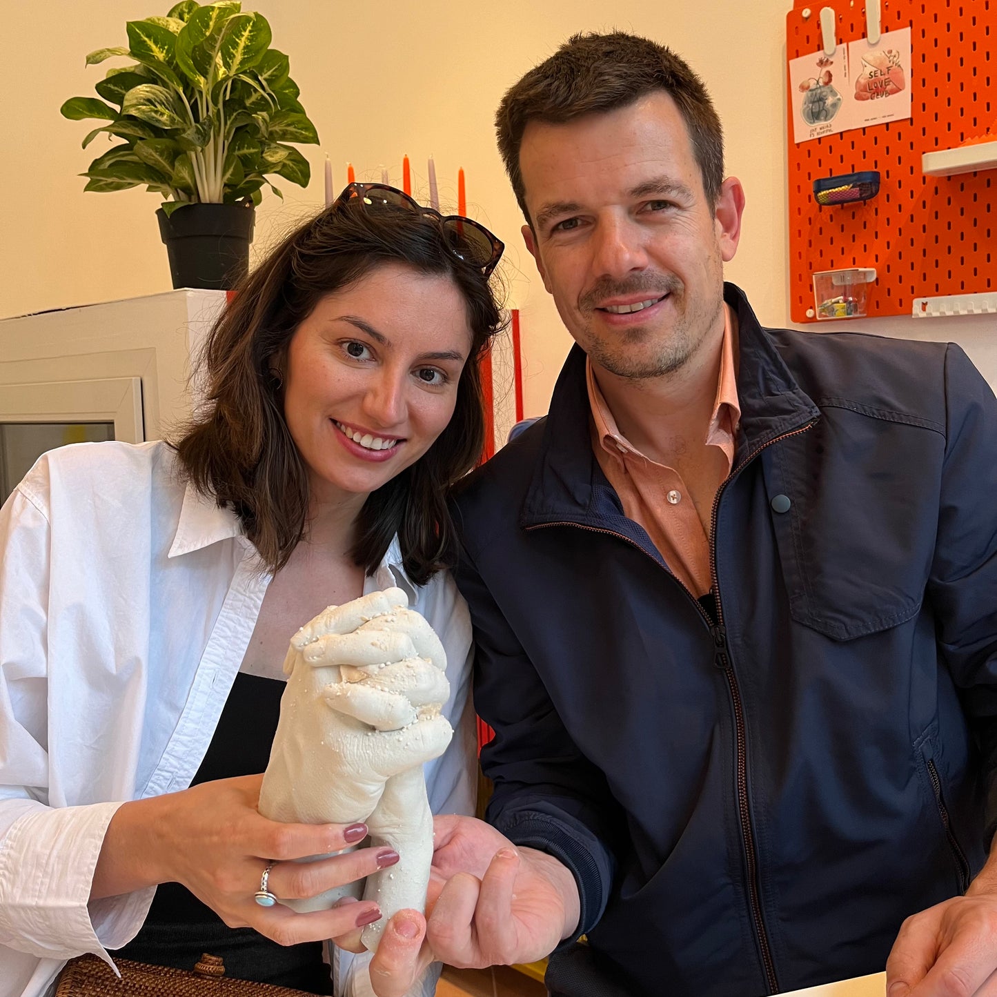 Hands sculpture | Plaster workshop