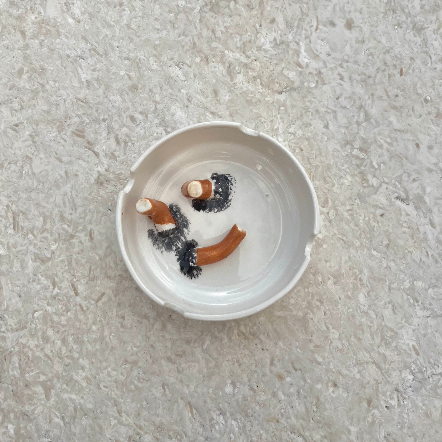 Ashtray/accessory holder full of cigarettes #4