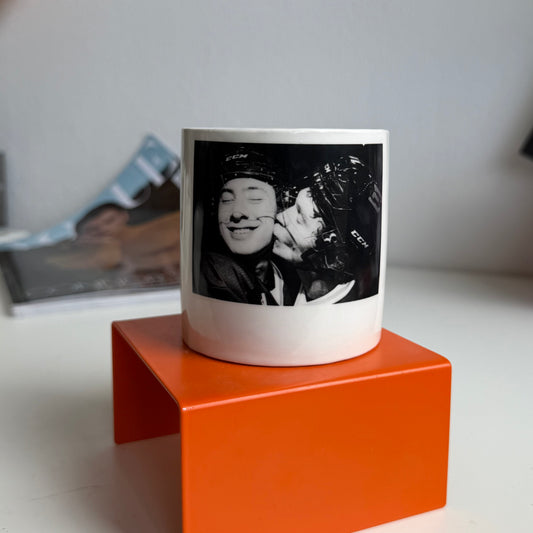 Heated crumpled cup Hollanov