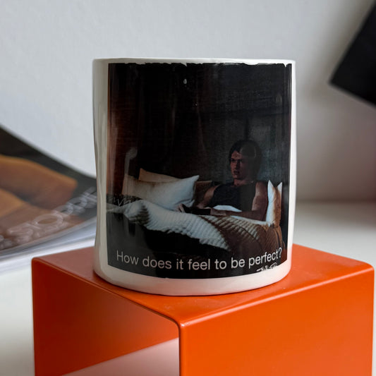 Heated crumpled cup Perfect